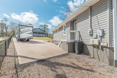 621 Tom Drafts Cir, Gilbert, SC 29054 - Photo 23