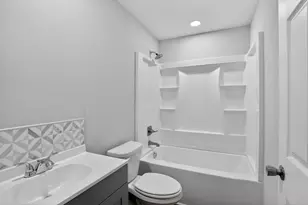 224 Alley St, Gloverville, SC 29828 - Photo 17