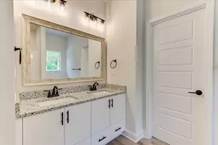 154 Traditions Dr, Trenton, SC 29847 - Photo 5