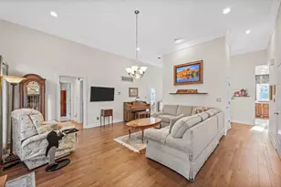 552 Woods Bend Dr, Aiken, SC 29803 - Photo 3