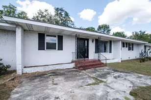 200 N Lawrence Ave, Swansea, SC 29160 - Photo 5