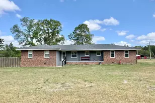 142 Lake Shore Dr, Aiken, SC 29801 - Photo 1