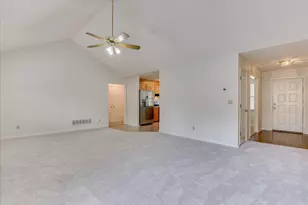 203 Dunovant Ct, Aiken, SC 29803 - Photo 11