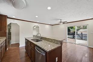 1053 Woodcrest Dr, Beech Island, SC 29842 - Photo 3