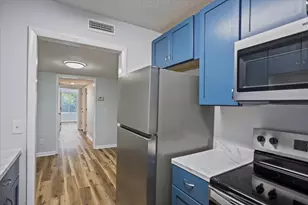 327 Laurens St SW, Aiken, SC 29801 - Photo 11