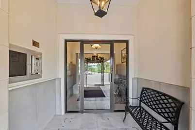 2068 Walton Way Drive #204, Augusta, GA 30904 - Photo 3
