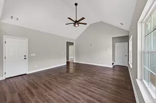 909 Fairway Dr, New Ellenton, SC 29809 - Photo 13