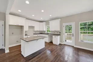 911 Fairway Dr, New Ellenton, SC 29809 - Photo 11