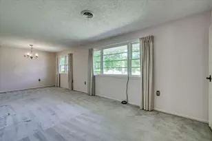 3351 Victoria Dr NW, Aiken, SC 29801 - Photo 9