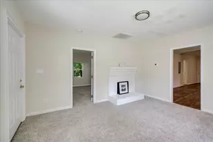 124 West St, Thomson, GA 30824 - Photo 5