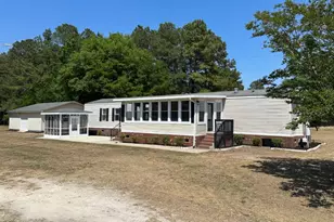 1030 Cook St, Manning, SC 29102 - Photo 1