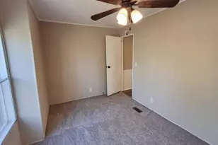 1030 Cook St, Manning, SC 29102 - Photo 21