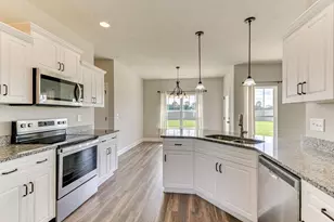 735 Viburnum Ct SW, Aiken, SC 29803 - Photo 17