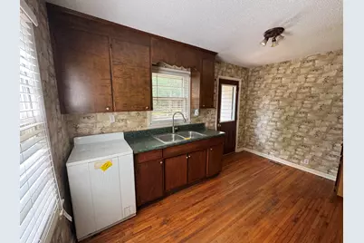 103 Furman Avenue, Greenwood, SC 29649 - Photo 7