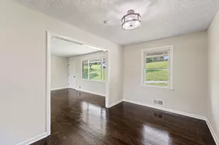 201 Ashley Cir, North Augusta, SC 29841 - Photo 5