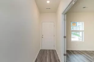 4605 Hartshorn Cir, Aiken, SC 29801 - Photo 5