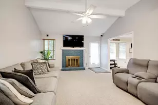 281 Edisto Dr, North Augusta, SC 29841 - Photo 3