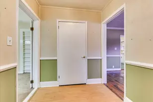 261 Myrtle St, Gloverville, SC 29828 - Photo 5