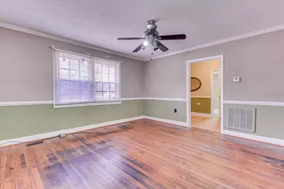 261 Myrtle Street, Gloverville, SC 29828 - Photo 9