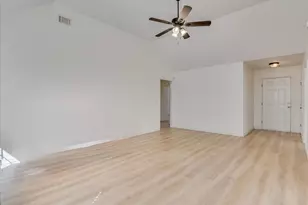 909 Watsonia Dr, Aiken, SC 29803 - Photo 3