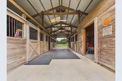 519 Beck Road, Williston, SC 29853 - Photo 9