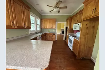 1304 McCormick Highway, Greenwood, SC 29646 - Photo 11