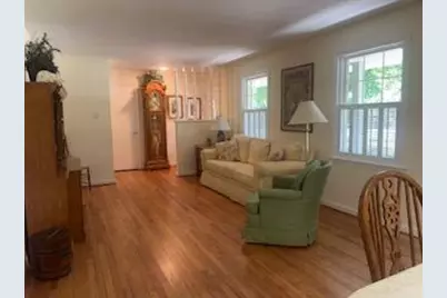 221 Gregg Avenue NW, Aiken, SC 29801 - Photo 5