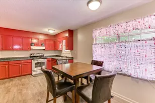 247 Downing St, Thomson, GA 30824 - Photo 9