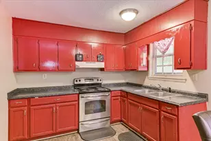 247 Downing St, Thomson, GA 30824 - Photo 7
