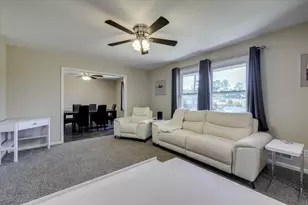 913 Dunbarton Dr, North Augusta, SC 29841 - Photo 13