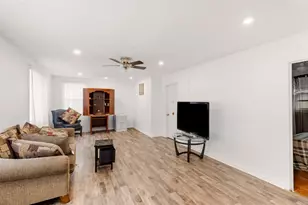 462 Morgan St NW, Aiken, SC 29801 - Photo 3