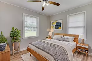 217 Holmes St, Edgefield, SC 29824 - Photo 9