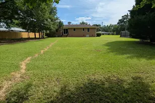 217 Holmes St, Edgefield, SC 29824 - Photo 51