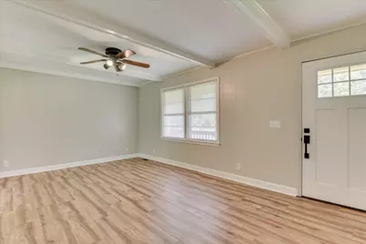 217 Holmes Street, Edgefield, SC 29824 - Photo 3