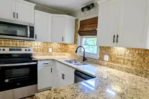 217 Holmes St, Edgefield, SC 29824 - Photo 23