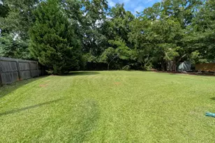 217 Holmes St, Edgefield, SC 29824 - Photo 31