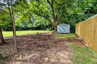 217 Holmes St, Edgefield, SC 29824 - Photo 25