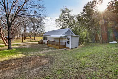 224 Alley Street, Gloverville, SC 29828 - Photo 5