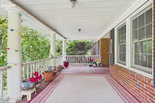 255 Hill and Dell Dr, Warrenville, SC 29851 - Photo 17