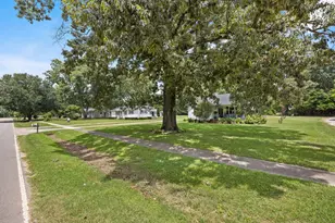 420 E Wise St, Trenton, SC 29847 - Photo 3