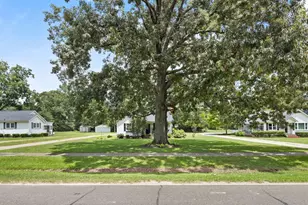 420 E Wise St, Trenton, SC 29847 - Photo 5