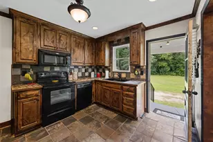 420 E Wise St, Trenton, SC 29847 - Photo 33