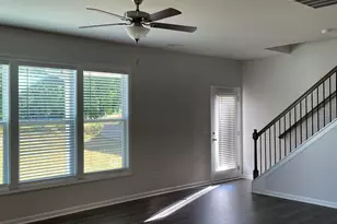 715 Courtland Dr, Aiken, SC 29801 - Photo 3