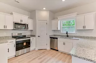170 Traditions Dr, Trenton, SC 29847 - Photo 3