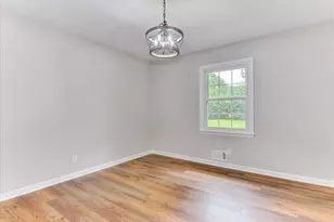 273 Timberwood Dr, Thomson, GA 30824 - Photo 11