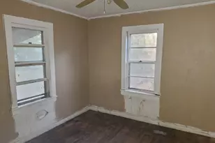 212 Bradham Ave, Manning, SC 29102 - Photo 13