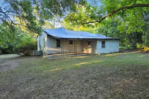 212 Bradham Ave, Manning, SC 29102 - Photo 17