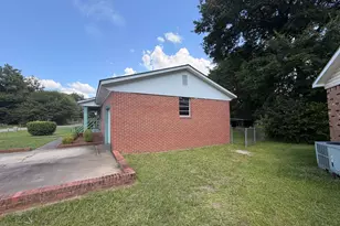 71 Canna St, Barnwell, SC 29812 - Photo 3