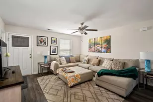 2064 Catlet Ct, Aiken, SC 29803 - Photo 3