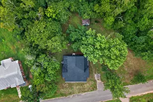 447 Glover St, Edgefield, SC 29824 - Photo 9